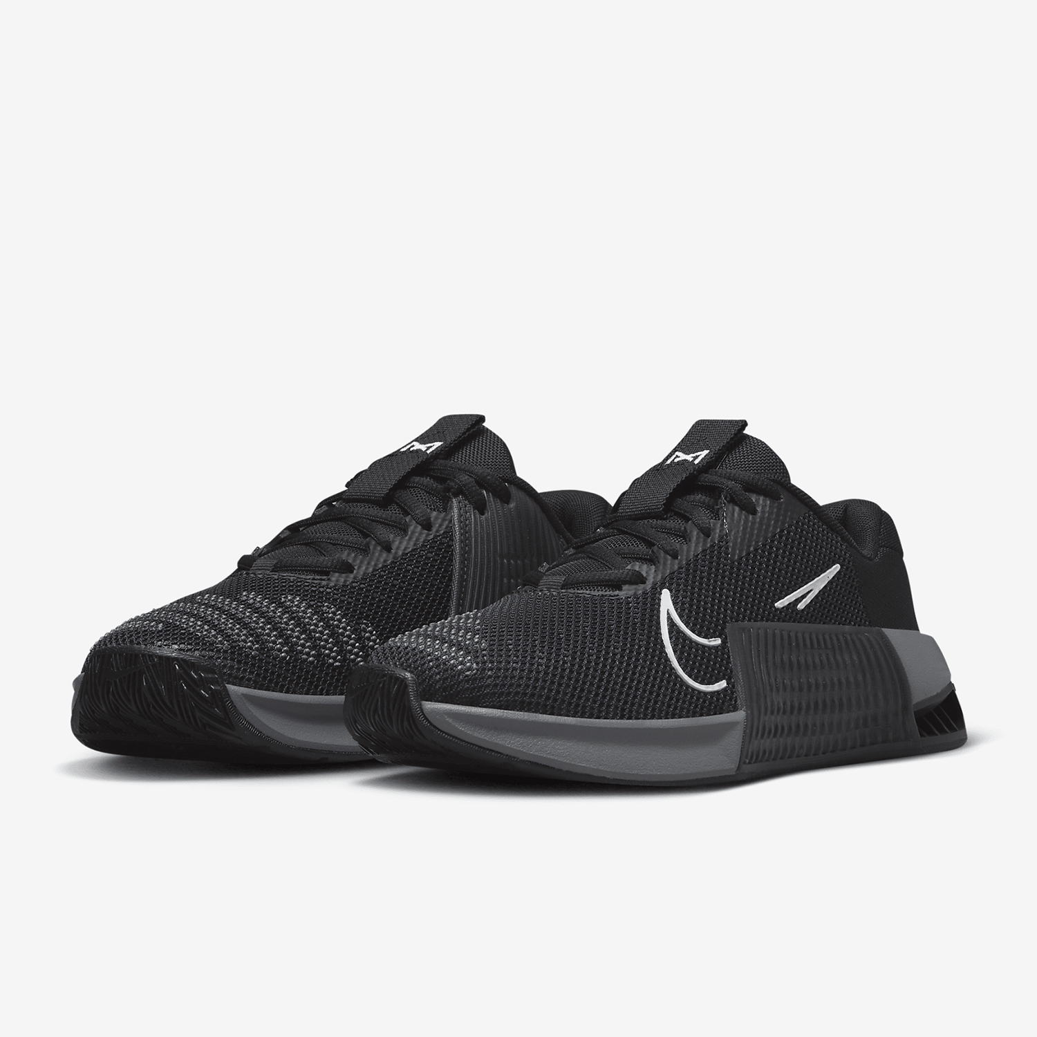 ナイキ正規品、メトコン9、レディース用、耐久性と安定性に優れ - Nike Shoes Metcon 9 のレビューと価格
